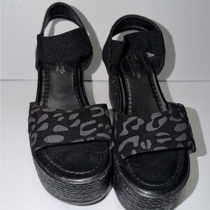 Trendy Black Platform Sandals